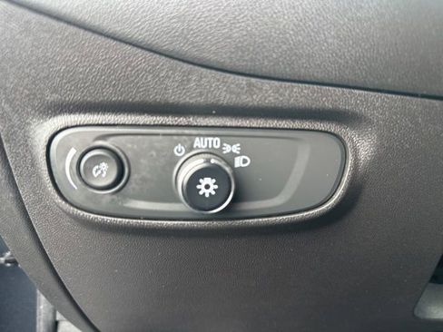 Used 2023 Chevrolet Equinox LT w/ LPO, Floor Liner Package AWD/4WD image 33