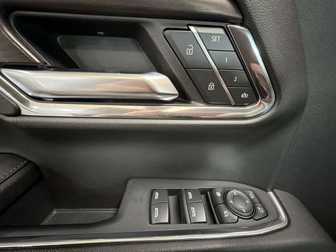 Used 2024 GMC Sierra 1500 SLT w/ SLT Premium Plus Package image 22