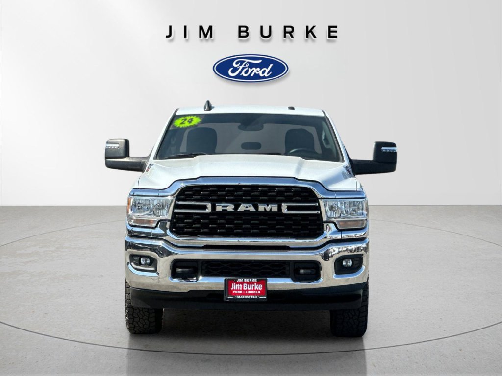 Used 2024 RAM 2500 Big Horn AWD/4WD image 8