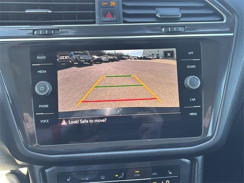 Used 2023 Volkswagen Tiguan SE image 27