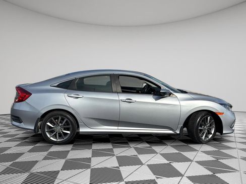 Used 2019 Honda Civic EX image 10