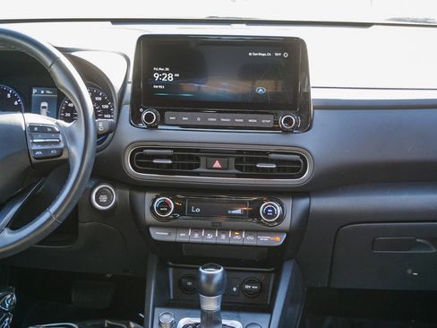 Certified 2023 Hyundai Kona SEL w/ Convenience Package image 16