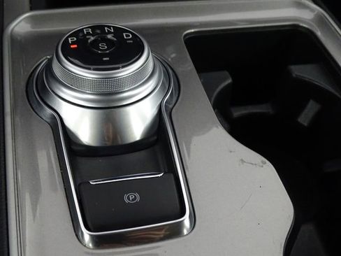 Used 2024 Ford Edge SEL image 54