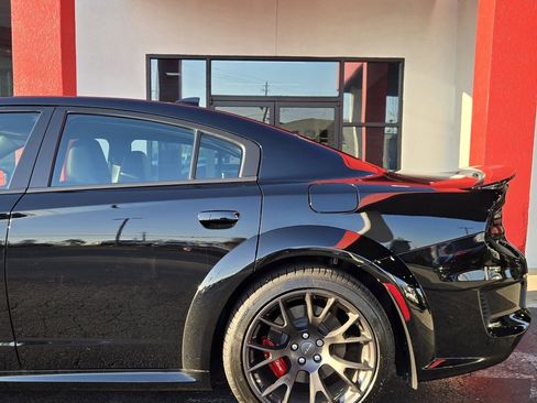 Used 2021 Dodge Charger SRT Hellcat w/ Harman/Kardon Audio Group image 7