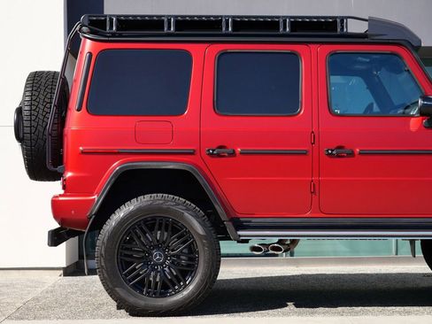 Used 2022 Mercedes-Benz G 63 AMG Squared image 12