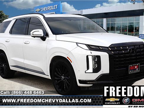 Used 2024 Hyundai Palisade Calligraphy image 1