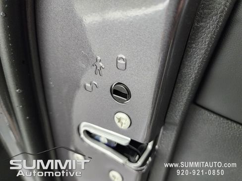 New 2025 Jeep Grand Cherokee Limited w/ Black Appearance Package image 41