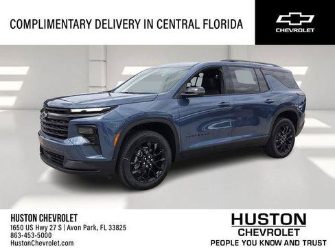 New 2026 Chevrolet Traverse LT FWD image 1