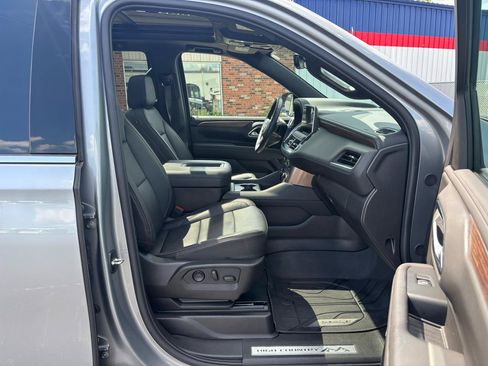 Used 2024 Chevrolet Tahoe High Country w/ Premium Package AWD/4WD image 16
