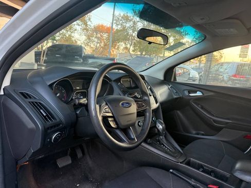 Used 2018 Ford Focus SE image 15
