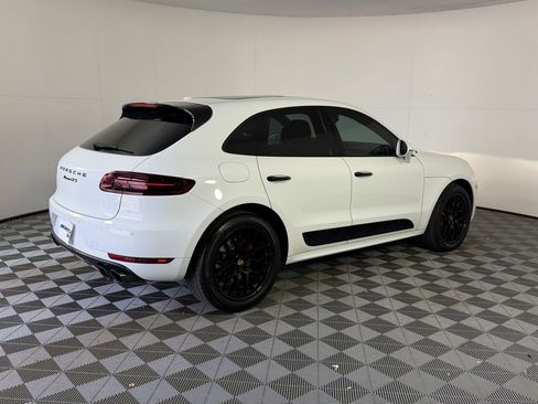Used 2018 Porsche Macan GTS image 9