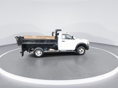 Used 2022 RAM 3500 Tradesman image 9