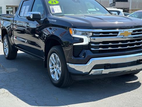 Used 2024 Chevrolet Silverado 1500 LTZ AWD/4WD image 11