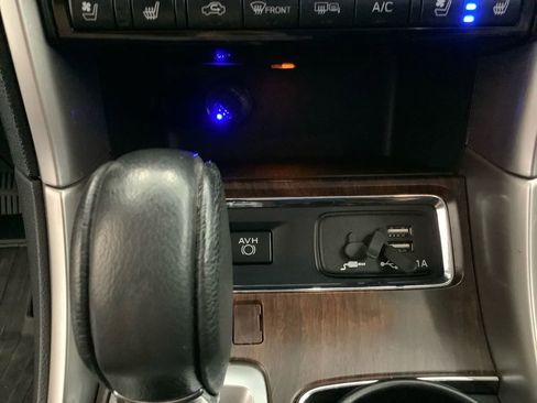 Used 2021 Subaru Ascent Touring w/ Popular Package #2 image 29