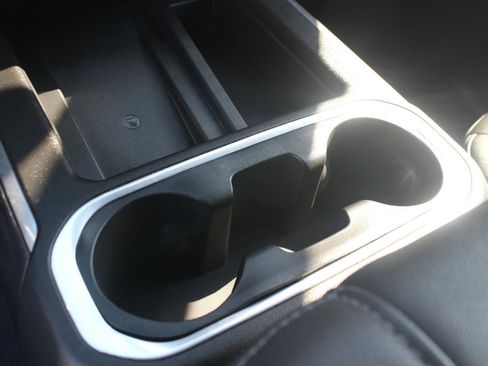 Used 2022 Chevrolet Silverado 2500 LTZ w/ Z71 Chrome Sport Edition image 25