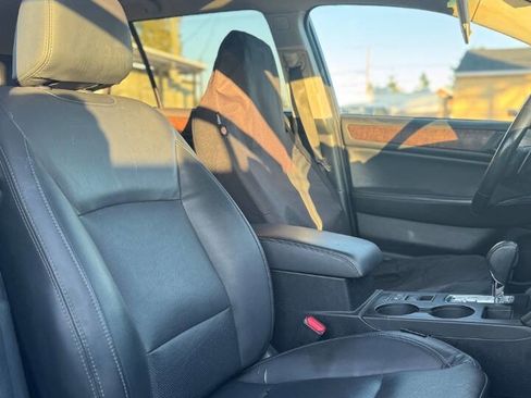 Used 2015 Subaru Outback 2.5i Limited image 6