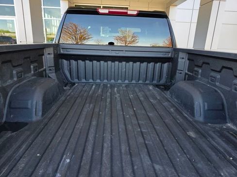 Used 2023 GMC Sierra 1500 Elevation AWD/4WD image 4