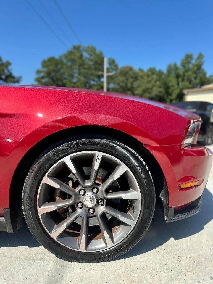 Used 2011 Ford Mustang GT Premium w/ 402A Rapid Spec Order Code RWD image 9