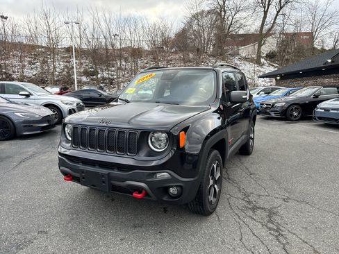 Used 2019 Jeep Renegade Trailhawk image 2