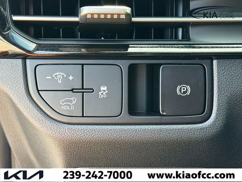 New 2026 Kia Sportage EX FWD image 30