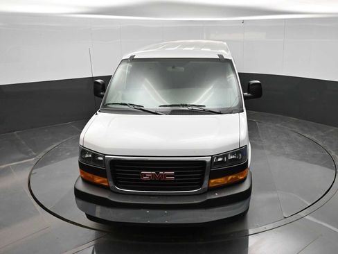 New 2026 GMC Savana 3500 Extended RWD image 21