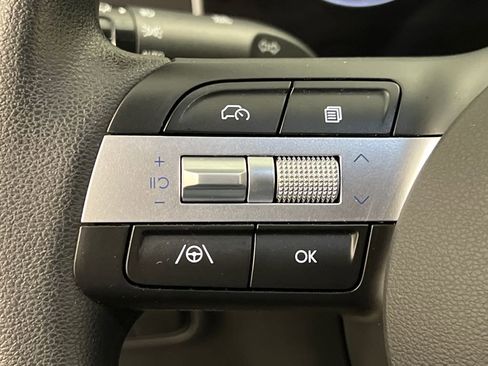 Used 2025 Hyundai Santa Cruz SEL FWD image 33