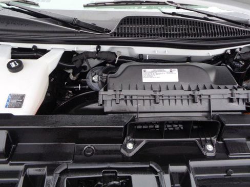 Used 2024 Chevrolet Express 2500 w/ Driver Convenience Package image 12