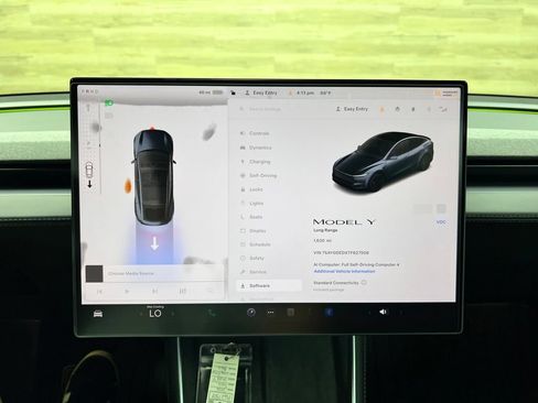 Used 2026 Tesla Model Y 2WD image 24