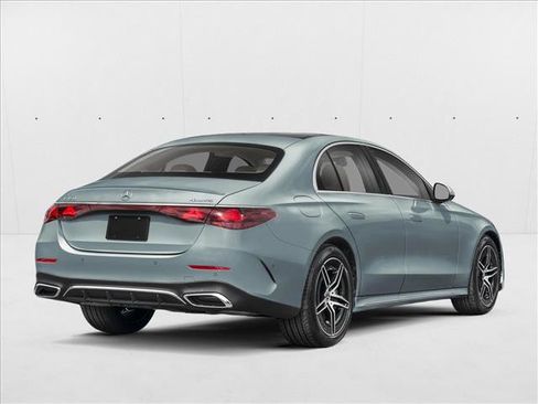New 2026 Mercedes-Benz E 450 4MATIC Sedan image 2