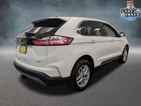 Used 2022 Ford Edge SEL w/ Convenience Package image 4