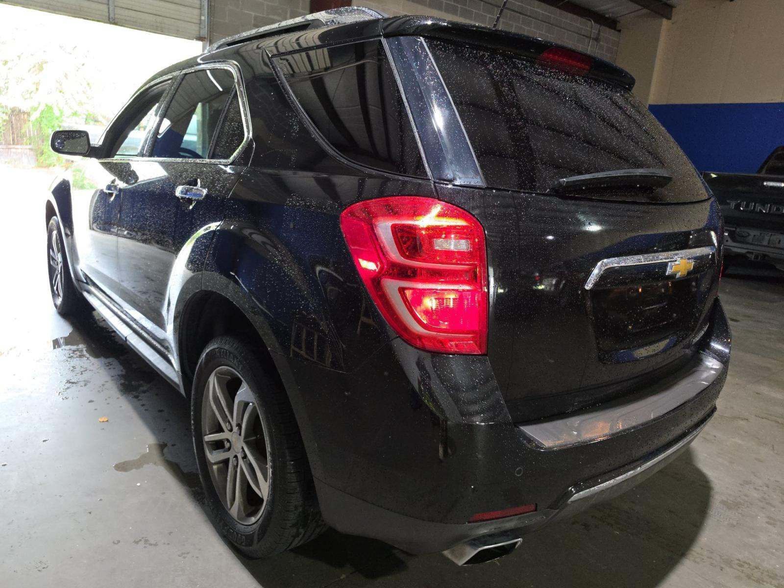 Used 2016 Chevrolet Equinox LTZ w/ Enhanced Convenience Package AWD/4WD image 3