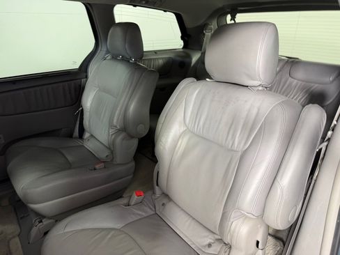 Used 2006 Toyota Sienna FWD image 18