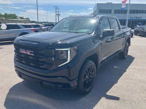 New 2026 GMC Sierra 1500 Elevation AWD/4WD image 3