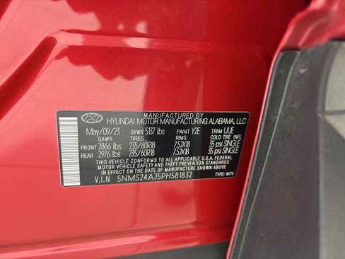 Used 2023 Hyundai Santa Fe SEL w/ Cargo Package image 10