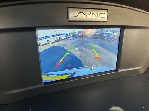 Certified 2017 Ford C-MAX Energi SE w/ Equipment Group 402A image 22