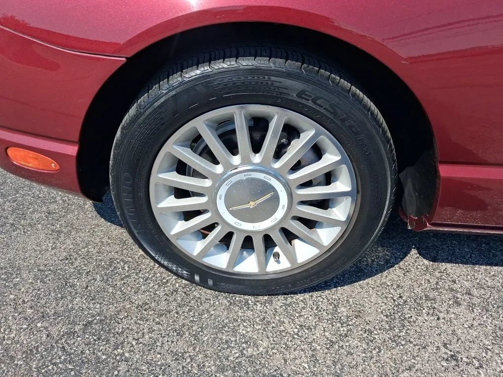 Used 2004 Ford Thunderbird RWD image 10