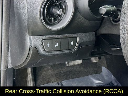 Used 2023 Kia Forte LXS w/ LXS Technology Package image 15