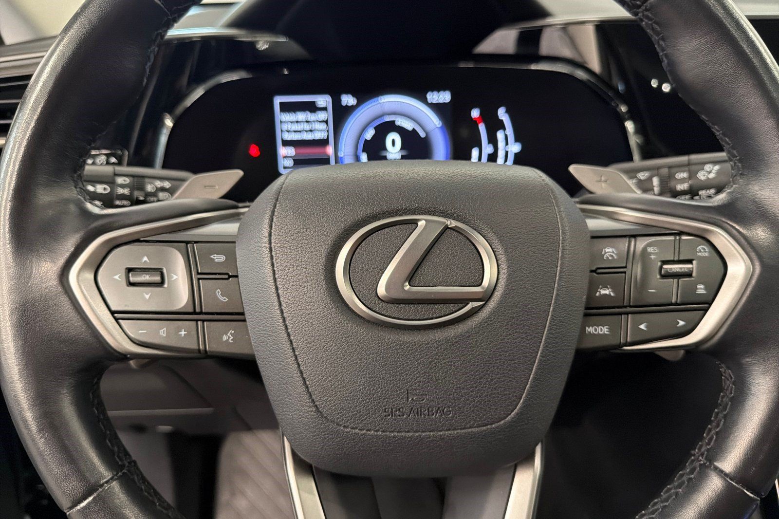 Used 2024 Lexus NX 350h AWD image 10