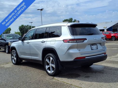 Used 2023 Jeep Grand Cherokee L Limited AWD/4WD image 8