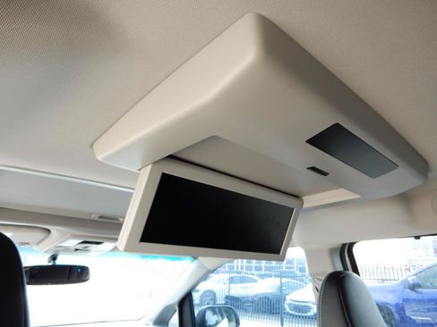 Used 2017 Toyota Sienna SE Premium FWD image 21