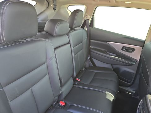 Used 2023 Nissan Murano SL w/ SL Moonroof Package FWD image 18