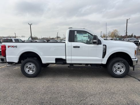 New 2026 Ford F350 XL w/ FX4 Off-Road Package image 22