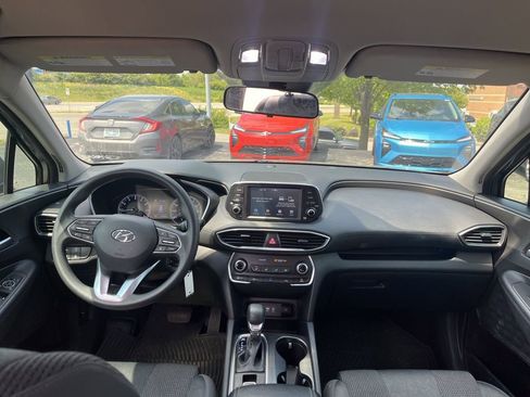 Used 2019 Hyundai Santa Fe SE AWD/4WD image 5