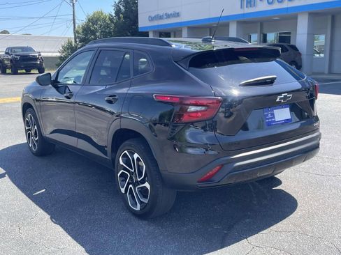 Used 2025 Chevrolet Trax RS w/ Driver Confidence Package image 5