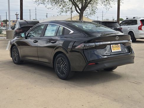 New 2026 Nissan Sentra SV FWD image 5