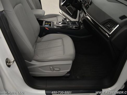 Used 2018 Audi Q5 2.0T w/ Premium Plus Package image 18