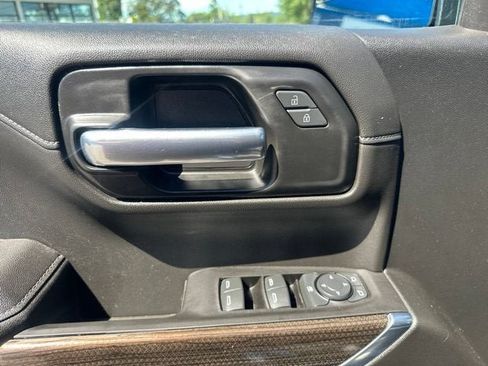 Used 2021 Chevrolet Silverado 1500 RST w/ Convenience Package II AWD/4WD image 15