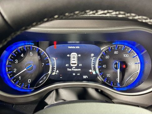 New 2026 Chrysler Pacifica Select AWD/4WD image 14