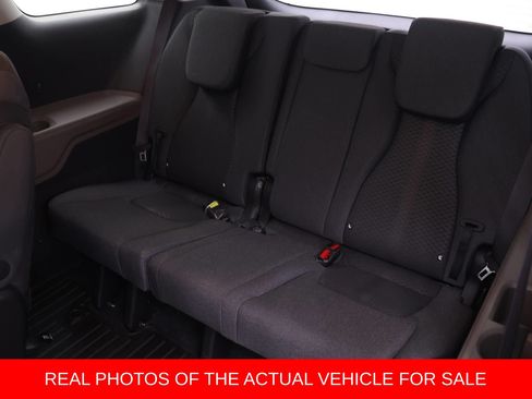 Used 2026 Kia Carnival LX FWD image 14