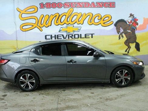 Used 2023 Nissan Sentra SV image 1
